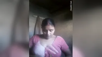 Horny Bhabhi Undressing Playing With Her Big Tits Sending Selfie