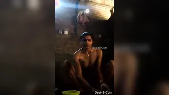 Village Bhabhi Recording Her Bathing Video For Her Lover