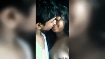 Desi GF Kissing And Getting Her Tits Sucked By Lover