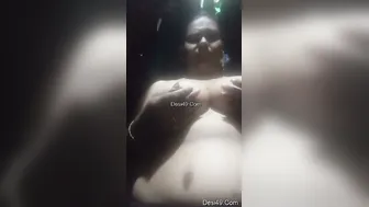 Horny Bhabhi Playing With Massive Boobs And Showing Her Ass Off