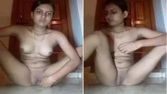 Village Girl Filming Herself Fingering For Her Boyfriend