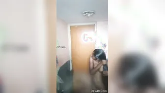 Tamil GF Getting Ready For Bath Caught On Camera