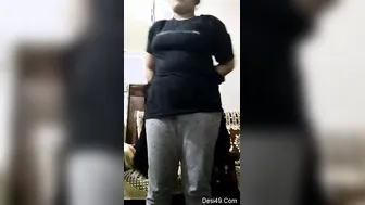 Big Tit GF Showing Her Naked Body To Her Horny Lover