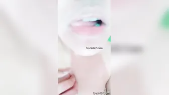 Cute Babe Showing Her Tits And Ass To Her Boyfriend Online