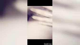 Cute GF Showing Everything While Bathing On Video Call