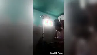 Kolkata GF Caught Bathing Naked In Amateur Home Video