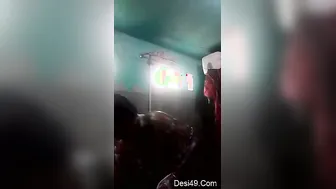 Kolkata GF Caught Bathing Naked In Amateur Home Video