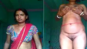 Bengali Wife Dropping Her Saree Exposing Everything Slowly