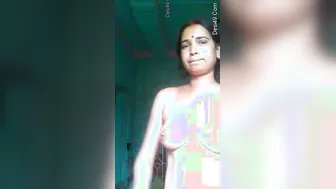 Bengali Wife Dropping Her Saree Exposing Everything Slowly
