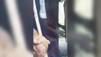 Neighbor Secretly Filming Aunty Changing Her Blouse Next Door