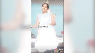 Tamil GF Spreading Pussy Wide Open Begging To Be Liked