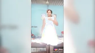 Tamil GF Spreading Pussy Wide Open Begging To Be Liked