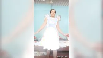 Tamil GF Spreading Pussy Wide Open Begging To Be Liked