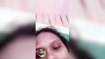 Desi GF Flashing Her Perky Boobs On Video Call