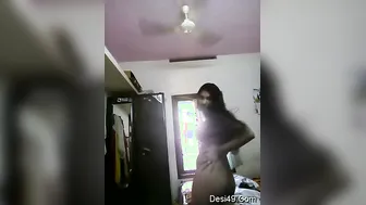 Horny Desi Slut Stripping Naked Showing Her Ass And Big Tits