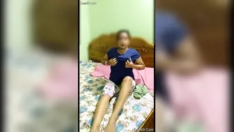 Married Bhabhi Exposing Her Big Tits And Wet Pussy On Cam