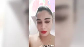 Nri GF Spreading Her Legs Exposing Her Soaking Wet Hole