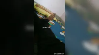 Busty Mallu Bhabhi Flashing Her Big Natural Tits On Camera