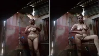 Tamil Married Woman Bathing Naked Caught On Hidden Camera