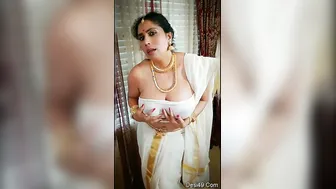 Married Aunty Exposing Her Massive Tits Craving Attention