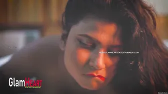 Indian Gf Posing Nude During Private Photoshoot In Bedroom