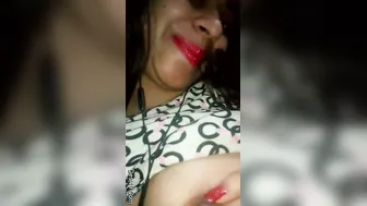 Horny Bhabhi Playing With Her Massive Boobs Feeling Herself
