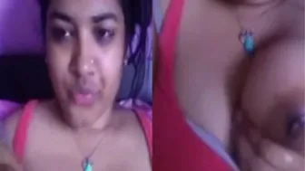 Desi Babe Sucking Her Own Tits And Fingering Herself For Me Now