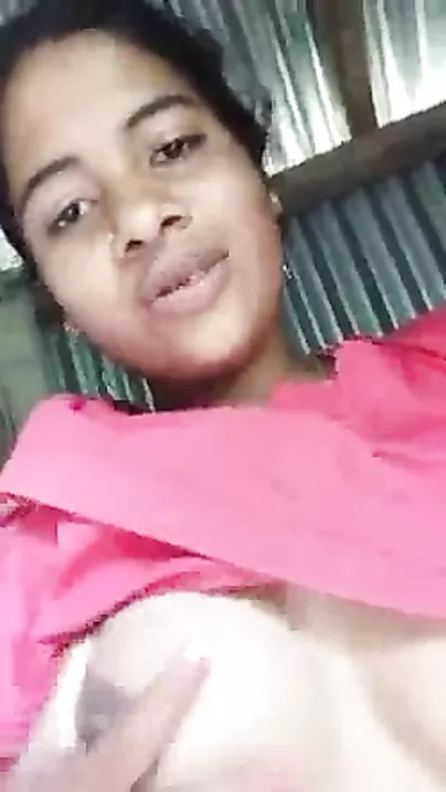 Hawt Bangla in nature's garb MMS pantoons and love tunnel show movie
