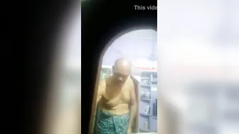 Sex desi MMS discloses the naughtiest action by a father-in-law