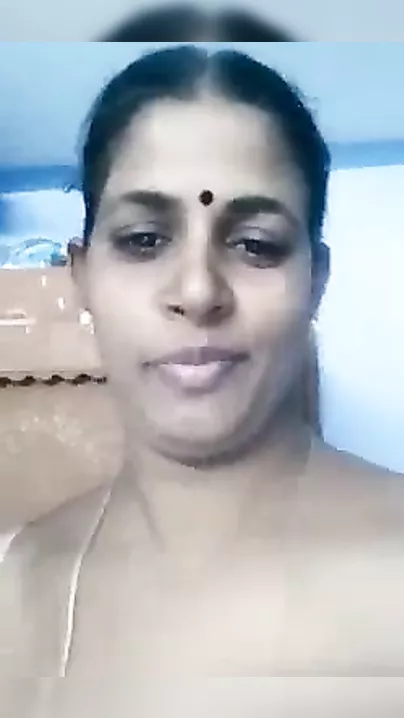 Hawt Bengali undressed MMS movie