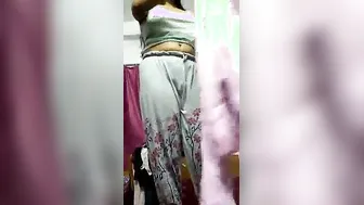 Marvelous Bengali chicks Bangla exposed MMS video