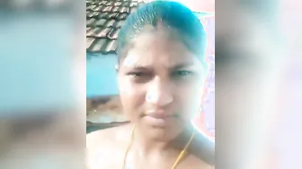 Telugu in nature's garb show video of a sexy hawt aunty