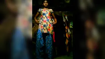 Dehati bare show MMS video for her boyfriend