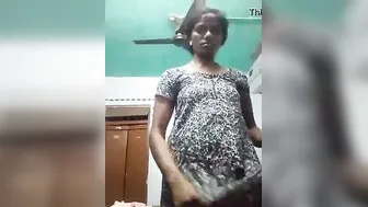 Topless Bengali angel MMS phone sex movie with audio