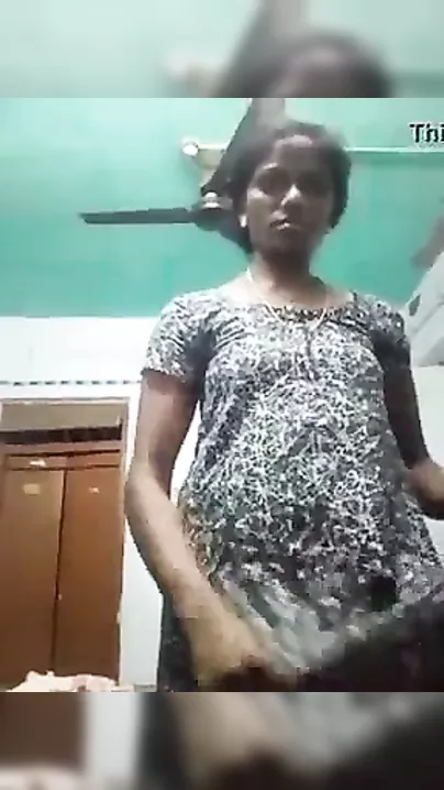 Topless Bengali angel MMS phone sex movie with audio