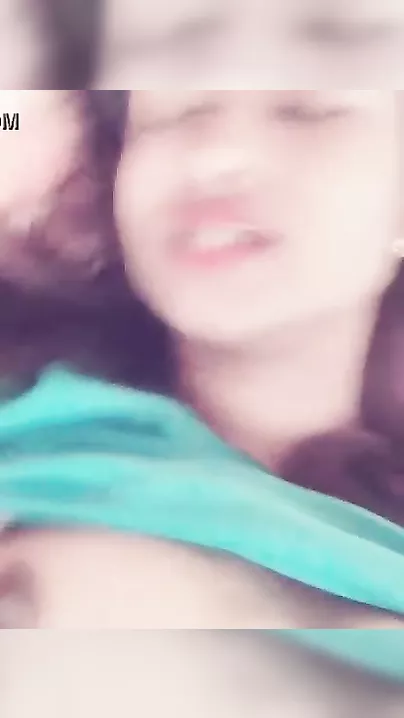 Desi hot selfie movie scene taken for her bf