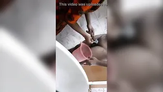 Desi maid shaving dick of house-owner movie