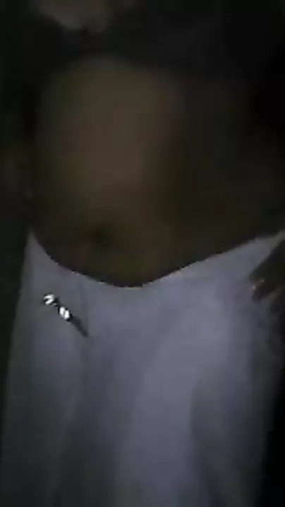 Desi Bhabhi cam show bare online