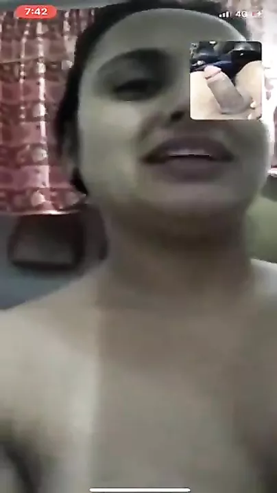 Desi MMS latest clip of a desi angels topless show