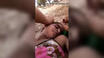 Village beauty love tunnel show in the outdoors Dehati hot video