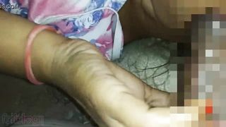 Dehati older slut drilled in open place by 2 youthful lads