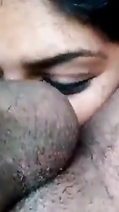 Desi Bhabhi blowjob movie scene