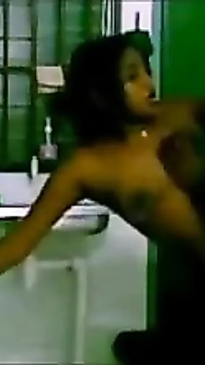 Indian pair sex play MMS clip goes viral