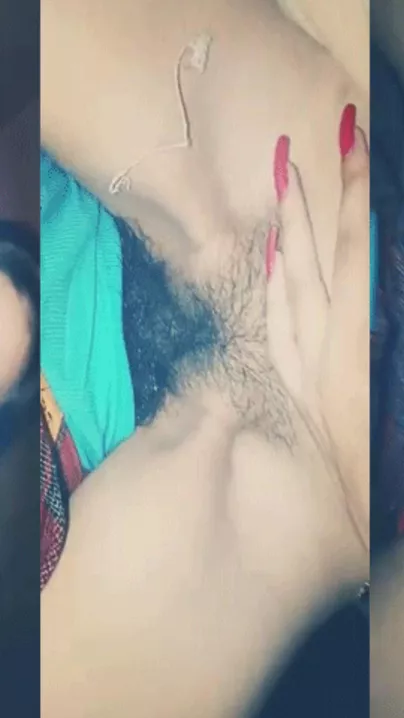 Desi hotty riding dick of her bf at home