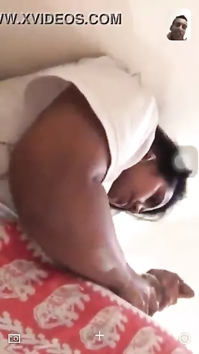 IMO Desi love muffins show of a sexy hot girlfriend