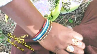 Dehati outdoor porn clip