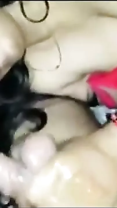 Hot Indian Bhabhi giving handjob and oral pleasure