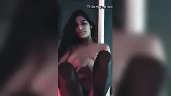 Poonam Pandey naked show of full scones show