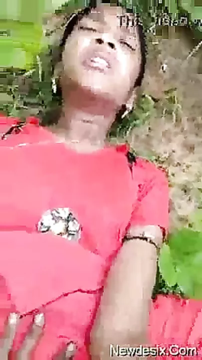 Desi village outdoor porn movie scene first-time