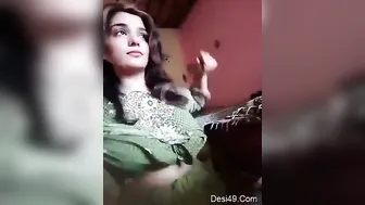 Desi GF Teasing Me Showing Off Her Naked Body At Home